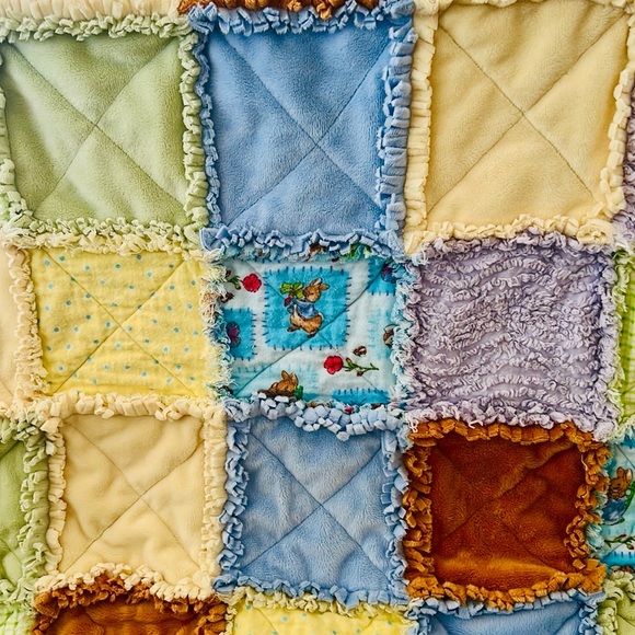 Handmade Child’s Rag Quilt / So So Cute / Unisex - Picture 15 of 16